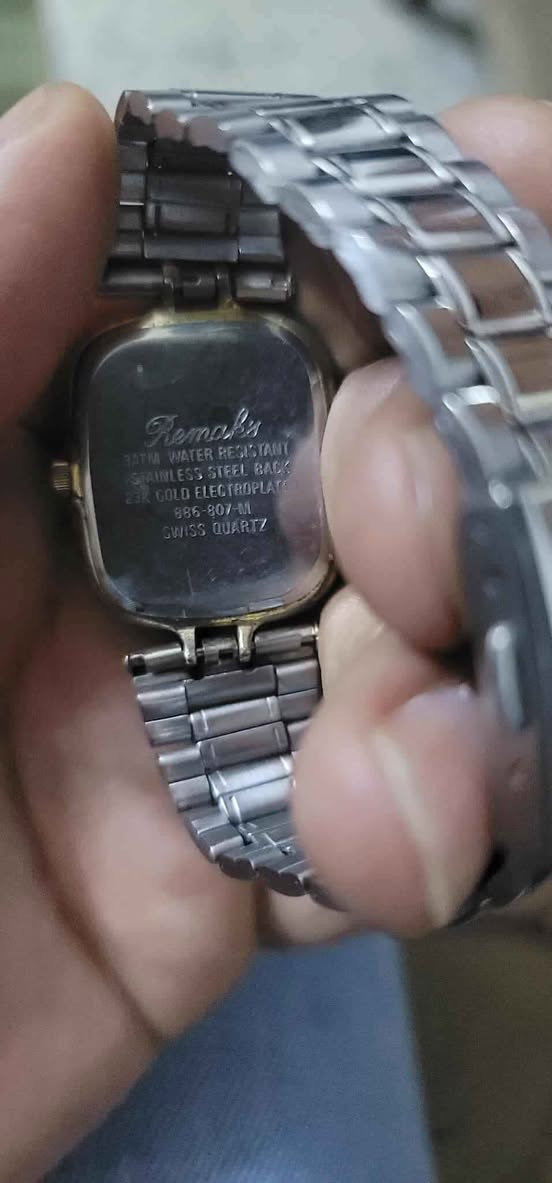 ساعه سويسري اصلي طلاء ذهب قطر 37 السعر 65 الف بغداد, العراق


**إذا كنت صاحب هذا الإعلان وتريد حذفه لأي سبب، رجاءا أرسل رسالة إلى الدعم الفني**