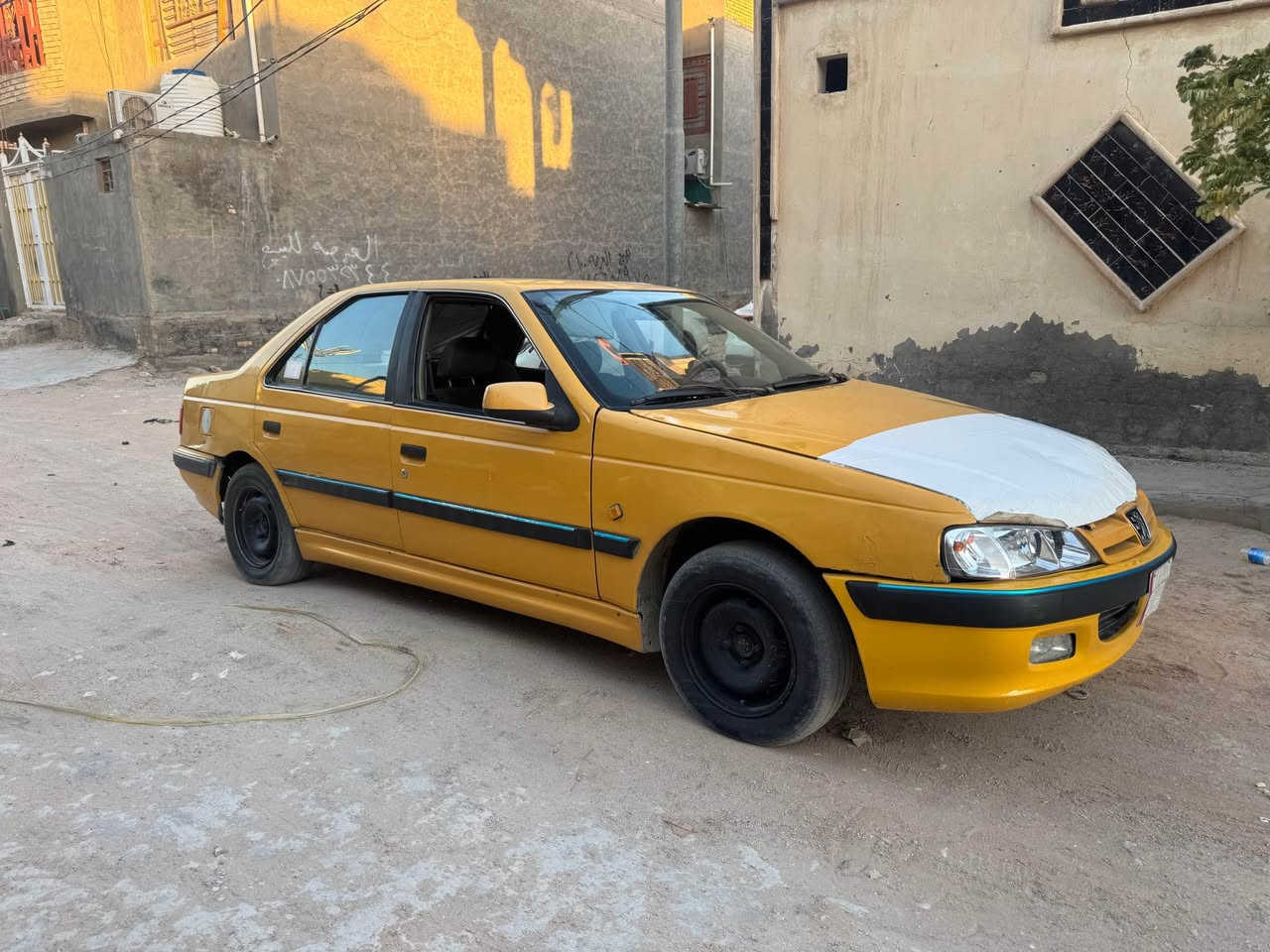 للبيع بيجو بارص ٢٠١٥ جاهزه منكلشي عدى التبريد كير ومحرك وحداديه تخم تاير جاهزه من كل النواحي مصفره هيه وغرامات السعر ٢٥ ورقه مكاني بلنجف 
*********** النجف, العراق
