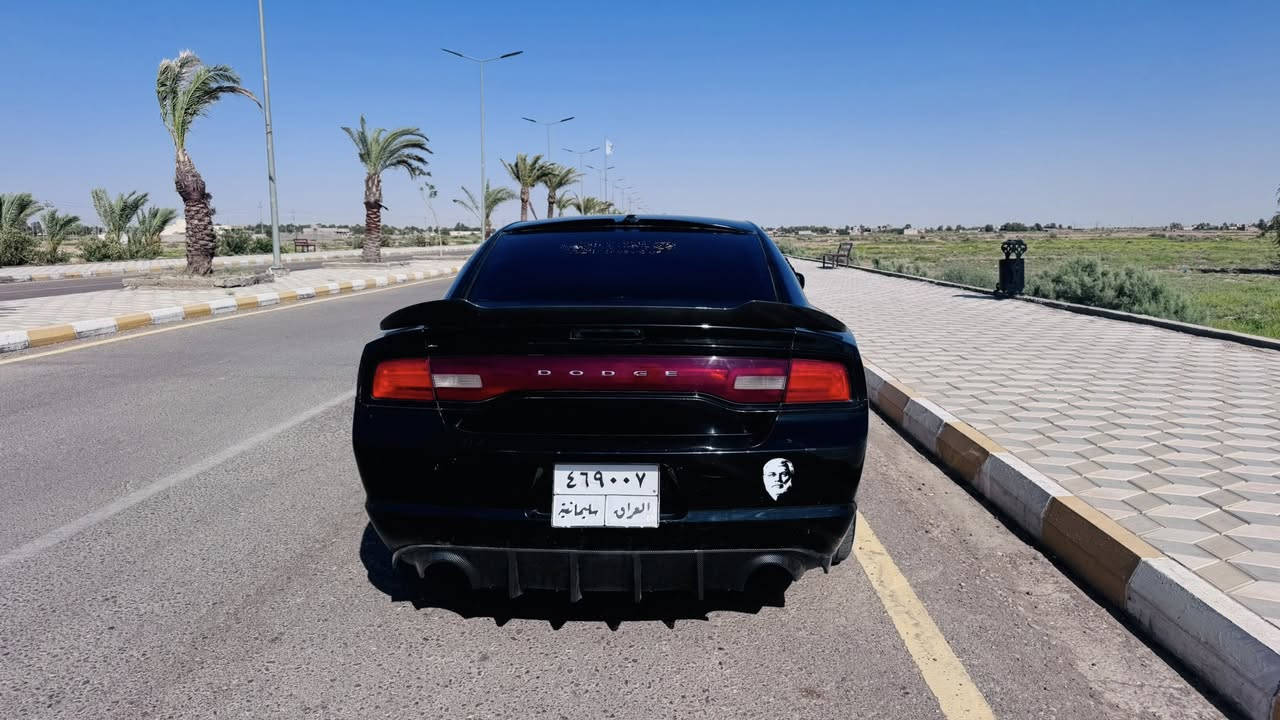 السلام عليكم جارجر 2014فول مواصفات ماعده لفتحه داخل عسلي كشنات حضن شفتات ستيرن  تشغيل عن بعد حداديه زوج تايرات متومه طبق لاصل شمالي سياره جديده كصه جنطه عنوان ميسان علي الغربي ***********
