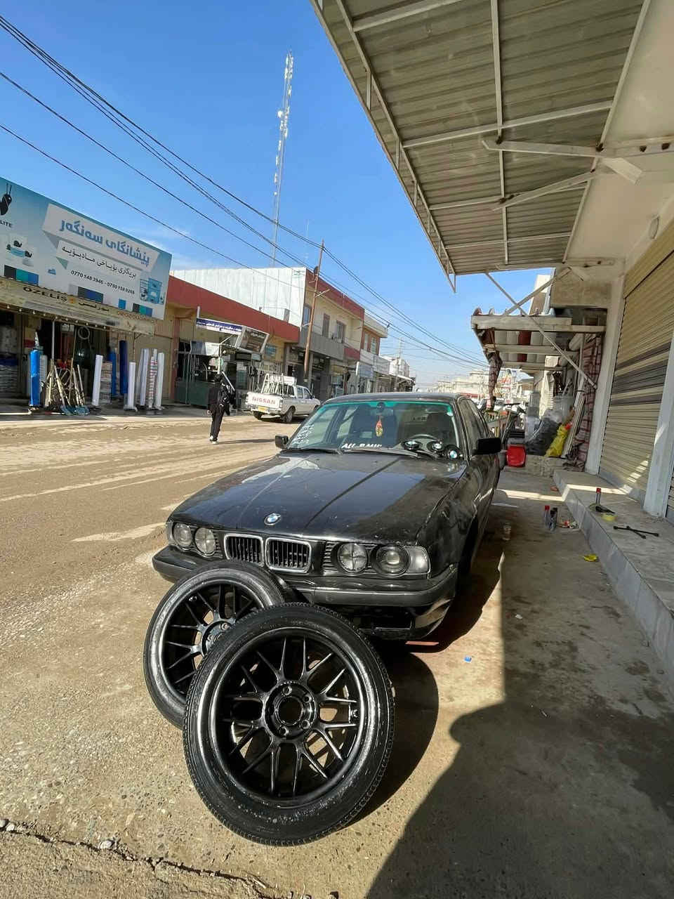 520i e34 
بيلاد گير عادي موديل  1990بيدراوي نيه ته نها يه ك جاملخي لاي سه كن بي ناو گرتن 
گير مه كينه ئه كسل هه موو گياني به شه رته 
مشته ري نيت سه رمان مه يه شينه سعري 60$ مه جالييكي كه م كركوك, العراق


**إذا كنت صاحب هذا الإعلان وتريد حذفه لأي سبب، رجاءا أرسل رسالة إلى الدعم الفني**