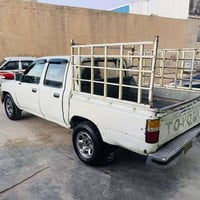 تويوتا فاو • ٢٠٠٠ • كۆیە