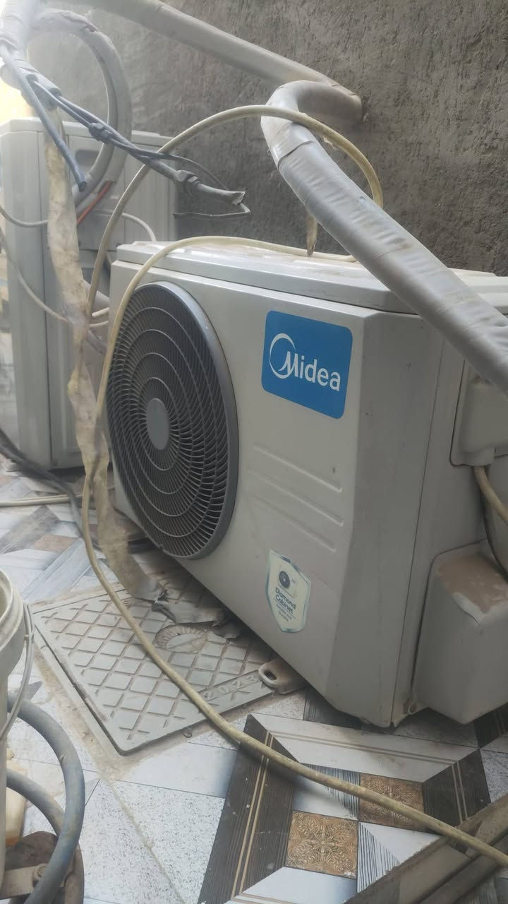 خارجيه انفيرتر 2طن 
1 طن جيده كلش كلش  للبيع مكاني بكرلي 
فقط خارجيات مع البوري


**إذا كنت صاحب هذا الإعلان وتريد حذفه لأي سبب، رجاءا أرسل رسالة إلى الدعم الفني**