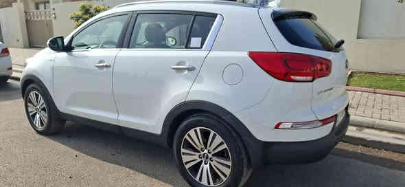 سبورتج 2014 خليجي شكل 2015 مكفوله كفالة عامة استلام ( الشركة الدولية العراقية ) المعروفة بمواصفاتها الراقية :-
- رقم بغداد الجديد بأسمي 
- محرك 2400 دوش
- دفع رباعي ( 4 ويل )
- تبريد قطعتين ( امامي خلفي )
- ثلاجة بالچکمچة
- بانوراما 
- ليد نهاري امامي خلفي
- بصمة تشغيل 
- بصمات ابواب
- كشنات جلد بلادي 
- كرسي سائق كهربائي 
- تدفئة وتبريد بالكشنات
- مانع انزلاق
- مانع انحدارات
- تحكمات ستيرن كامل
- مثبت سرعة

🛑 السعر سوي تعليق يصل مباشرة 🤖 

- تبريد بيانو 
- كاميرا خلفية
- حساسات خلفية
- مري شفط
- اشارات بالمري
- 5 ويل كب فراشه بلادي مع السبير على وضع الشركة
- تخم تاير جديد
- شباك امامي بقلاوة
- بصمة عدد 2
- سايد بريك بالرجل

رقم صاحب السيارة 
***********
