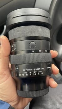 عدسة سكمأ سوني الاصدار الثاني   السعر مليون 100 الف  07707199078