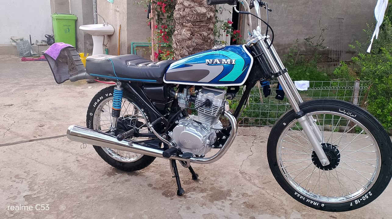 دراجه /26
مفتوح /لا 
اوراق /بدون
سكن /صويره 
سعر /700وبيه مجال لطيبين 
رقم ***********
