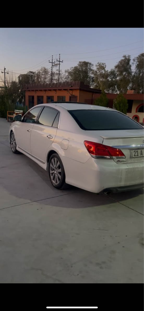 Avalon 
مؤدیل٢٠١١
مواسفات ليميتت 
٣پارجةي بوياغة جامرخي پيشي لاي سكني جوار پةنجة ناوي گرتوه 
گيرومكينةي بي عةيب نةكرايتة  بةشرت بي عةيب 
سةيارةكة بةس ماشالله دةوي زور جوانة بوياغ تةنكة  نيو جاوةنةكةي هةنديك هةلي داوة
سعري ١٤٩ مجالي برايانة 
لةهةوليرم  *********** أربيل, العراق
