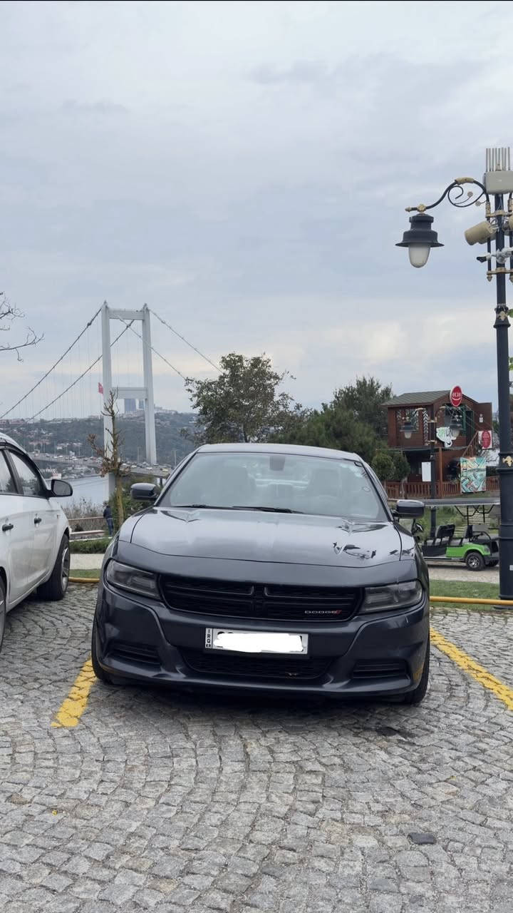 SXT Plus 2019 
كلين
تشغيل عن بعد 
فتحة سقف   
تثبيت سرعة 
كار بلي 
شاشة كبيرة 
تايرات حجم 20 برجستون ياباني 300 كيلو بالساعة 
ويل 18 
ماشية 149 الف كيلو 
لون نفطي على سواد
كشنات جلد هيتر تبريد 
سيارة جناي مامشتغلة تكسي
الضرر موجود بالصورة بسيطة جداً
السعر 245 بيها مجال بسيط 
مكان الموصل
للاستفسار خاص


**إذا كنت صاحب هذا الإعلان وتريد حذفه لأي سبب، رجاءا أرسل رسالة إلى الدعم الفني**