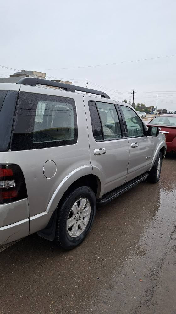 فۆرد اێکس پلۆرەر 2007  
بیلادی سێ مەقتەع
کوشن کارەبا
ناو زەرد
دەبڵ اکسل
تەبرید مەرکەزی
فولە بەس صلایت نیە 
دووپارچەی بوجکی هەیە بێ ناو گرتن پشت و پێش کەپسە  سعری 95 و مەجال 
رەقەم خاوەنی :-  *********** أربيل, العراق
