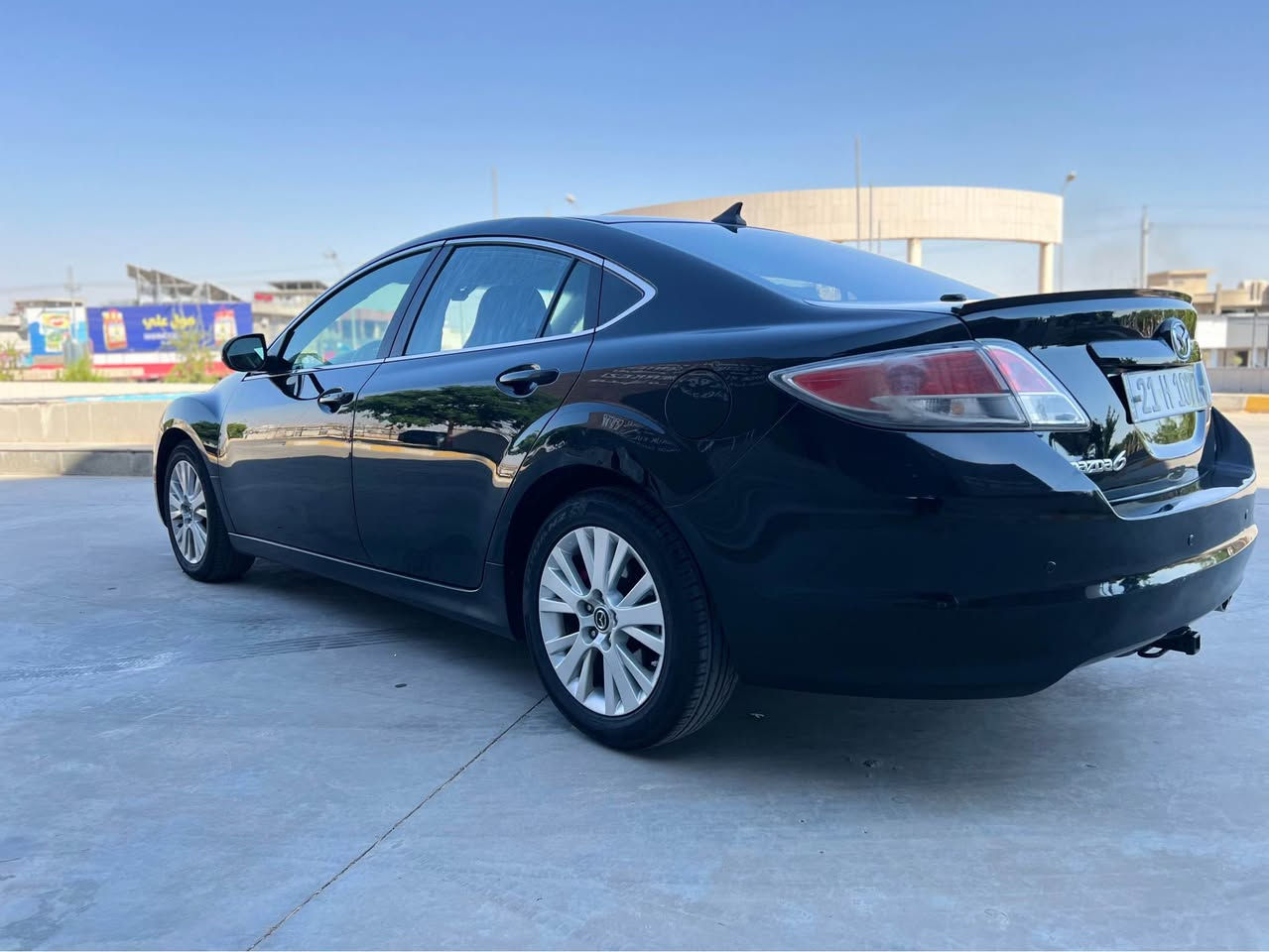 Mazda 6 
مازدای زوومی 6 مۆدیلی 2009 
بێ سبوخ 
بێ کاڵ بونەوە 
تەنها 145 هەزار ڕۆیشتوە
مەکینە (2.5) - 4 پستۆن
گێڕ و مەکینەی بەشەرت 
تەبریدی بەشەرت 
فوول مواسەفاتە 
بەصمەیە بیلای
ڕاداری ئاوێنەیە
تەبریدی دوو زۆنە
هەرچوار چامی کارەبای 
قفڵ مەرکەزی
تحدید سرعە
کوشن کارەبایە
تحکمی لایتەکانی هەیە 
تحکمی کاملی سەر سوکان
شاشە و کامیرەیە
سەنەوی و ڕەقەمی تازەیە و بەناوی خۆمەوەیە 
داشبوڵ و کوشن و بەرە دەرگای هیچ کاڵ بونەوەی نیە 
بیطاقەی بەنزینی هەیە 
تحویل و وکالە و خرامە بەشەرت 
شوێن - کەرکوک
سعر 99 گەڵا و معامەلە
ژ.م (***********) كركوك, العراق
