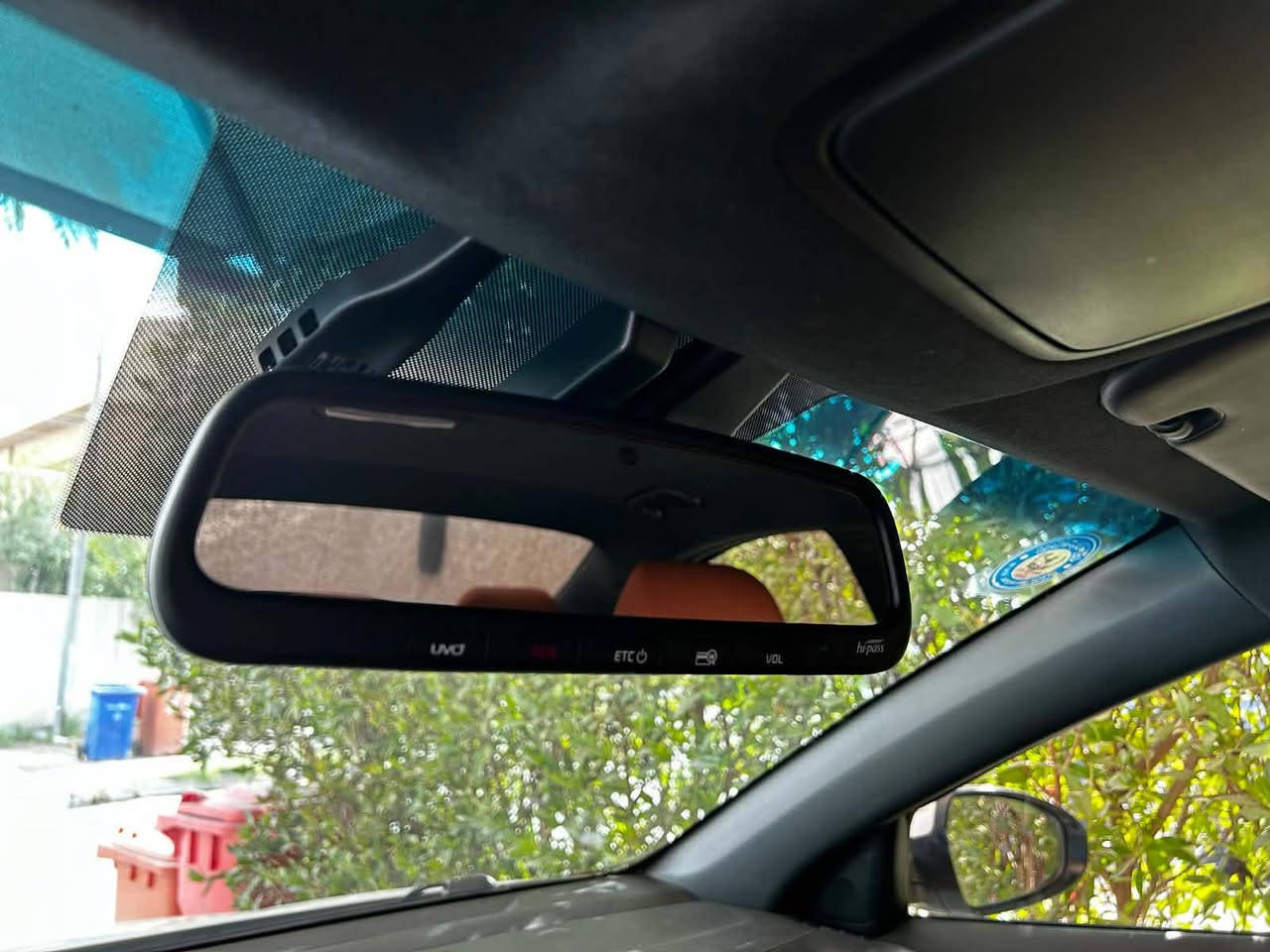 السلام عليكم كيا سيارتو كي K3 استيراد خاص وارد كوري  موديل 2022 رقم دهوك بسمي سياره كلين بدون ضرر وبدون بارد ماشيه فقط 75 كيلو مو ميل  وصور موجوده من مستورده فول موصفات كشنات حار بارد كشن كهرب رادات كاميره 360 فول فول كشنات الورى تدفى تبريد قطعتين ومنفصل  ***********
