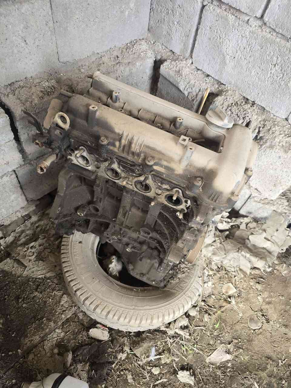 سلام عليكم مكينه الانترا1600 بيهة يطغ مكان بغداد بسمايه ***********
