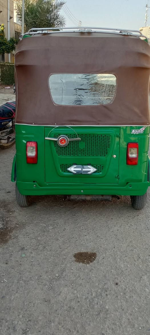 السلام عليكم تكتك 2022 البيع مضلع
رقم مداور ثاني يوم دراجه بيه ضربه لغد معجون وثاني بي اقل شبرر بارد تكتك مصبوغه جماليه مكلف بل نشرر هاذه رقم راعيه ***********
