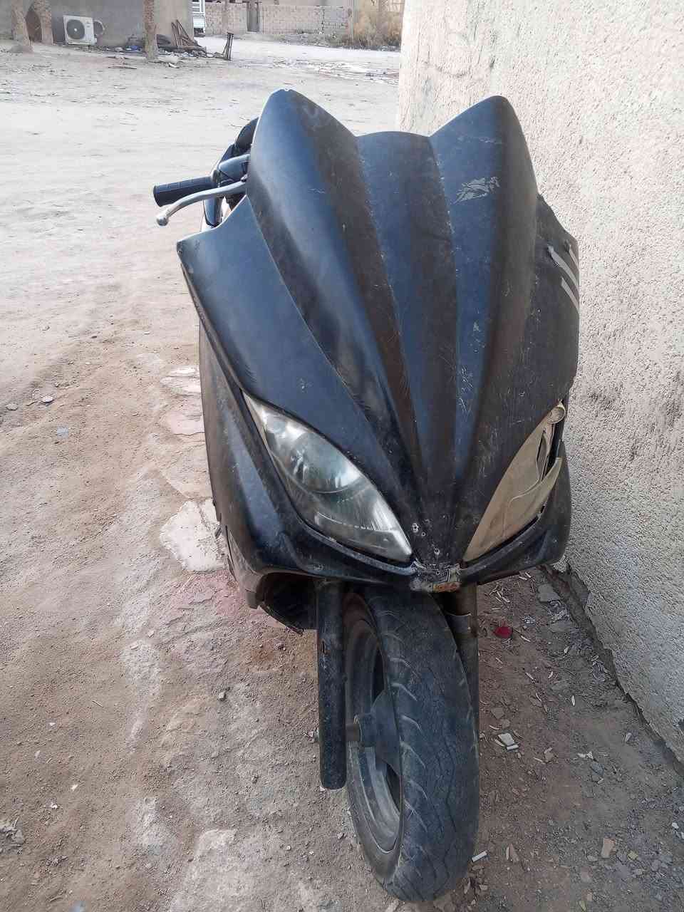 سلام عليكم دراجه فورزه للبيع عوزه ترتيبات شويه سعر 350 رقمي***********
