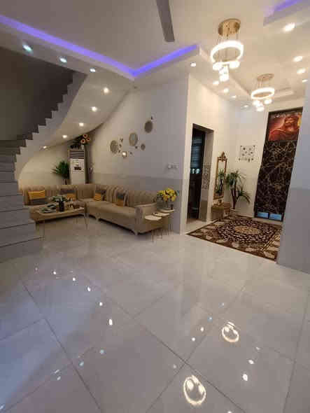 اسعد الله اوقاتكم بكل خير ⁉️
دار للبيع ❤️‍🔥
مساحه /150 متر 
جنس العقاري :طابو مالك صرف زراعي باسم عراقي سند 25 وكاله ونصخ من الطابو وكاتبه من المالك مباشر 
العنوان / البصره ابو الخصيب منطقه العوجه 
يحتوي / غرفتين 2 منام 
وديوان و صاله و وطبخ 
وصحيات داخليه و خارجيه 
جميع الخدمات متوفره ماء كهرباء مدراس نت كلشي قريب 
السعر /75 مليون وقابل للتفاوض 
هاتف ***********
