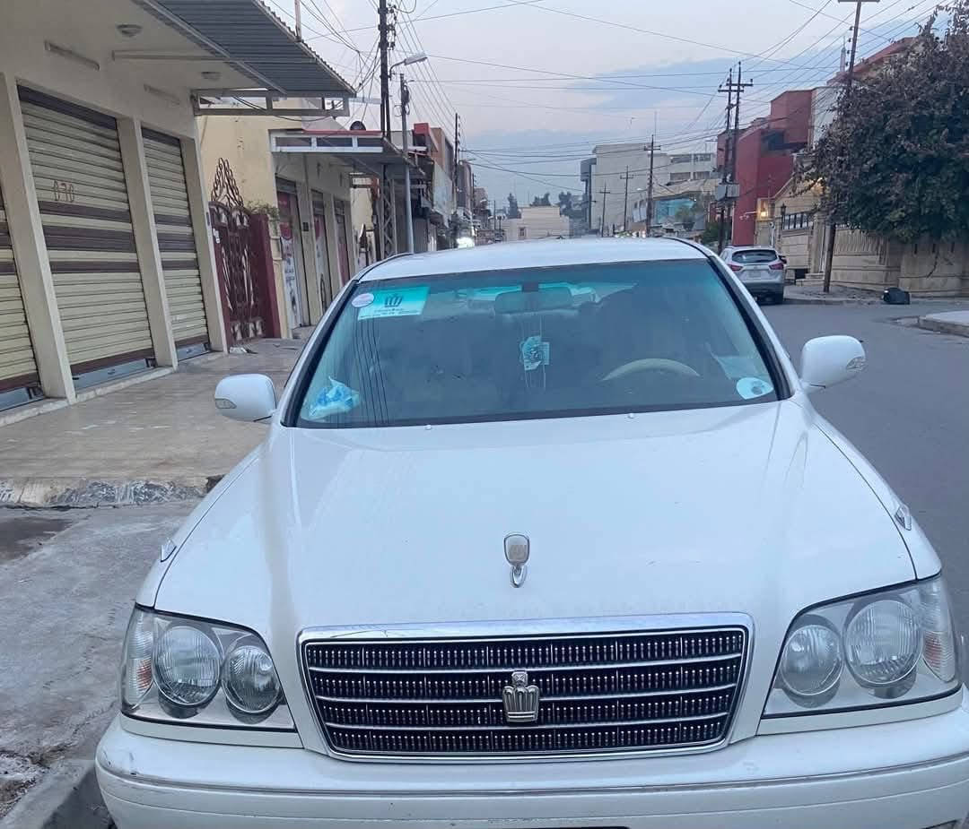 ملكة 2001 رقم كركوك  مدفوع  كمرك ورقم وسنوية وملصق رقم تكسي ورجعتها خصوصي باقي ترقيم الجديد تكمل معاملتها. 
بيها كصتين. اوراقها رسمية  100‎%‎
السعر 75 وبيها مجال او مراوس حسب القناعه 
 
***********
