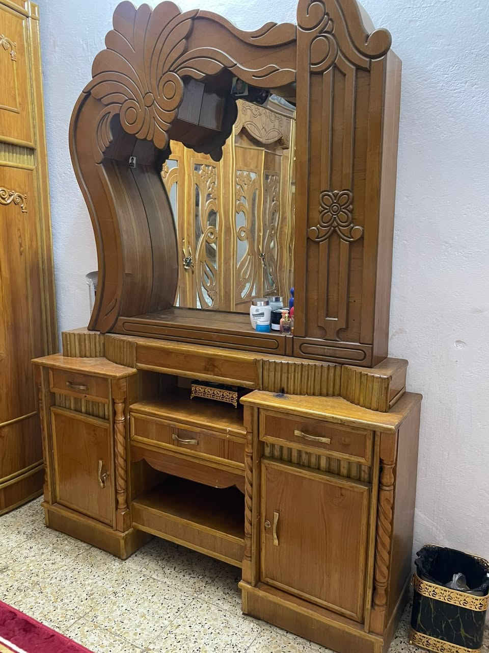 السلام عليكم غرفه جديده للبيع عوزها بس قفاله صاج تسكام بمليون و100وبيها مجال لغرفه كلش قويه مكان حي الحسين القديم شارع رعايه بس شراي يدخل خاص


**إذا كنت صاحب هذا الإعلان وتريد حذفه لأي سبب، رجاءا أرسل رسالة إلى الدعم الفني**