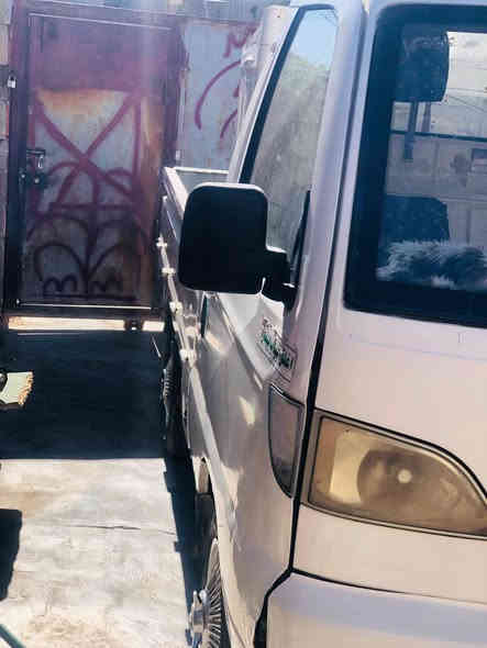 سلام عليكم هيفا للبيع موديل 2006 محرك كير شرط صدر نص تخم تاير جديد كربائيات تمام شاصي نضيف مابي خياس السعر٢٣بيهه مجال الاستفسار *********** مكانه سامراء
