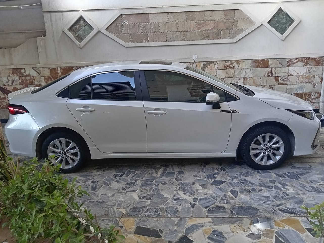 آلَسِلَآمً عٌلَيَکْمً 
كورلا 2024خليجي ضمان شركة ساز داخل الضمان 
ماشية 25الف حقيقي 
فول فول مواصفات 
مكينة 1800مكينة وكير بشرط كفالة 
السيارة كفالة عامة بدون صبغ وتبديل ورصعات 
السيارة بيها تضليل بل سنوية اصولي نسبة 80%
رقم اربيل بسمي هزة وسنوية كلة جديد 
السيارة ترايها زيرو وعلى ايدي من هية زيرو 
مكانها بغداد /الكرخ 
***********
مفتوح وبي واتساب
