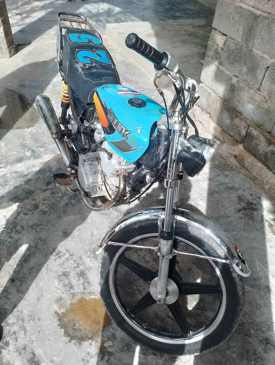 سلام عليكم دراجه ايراني اربعه كير 2020بدون اوراق اتكفلك،سرقه سعره 300وبيه مجال ***********
