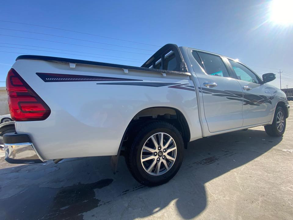 السلام عليكم
تيوتا 2022 سعودي كفاله عامه 

رقم قادسيه مداور ثاني يوم 

فول موصفات 

تحكم ستيرن جهتين 

تبريد قطعتين 

تبريد كشنات 

ويل كب 

حساس خلفي 

شاشه 
عنوان السياره السماوه 

للأستفسار ( ***********)
