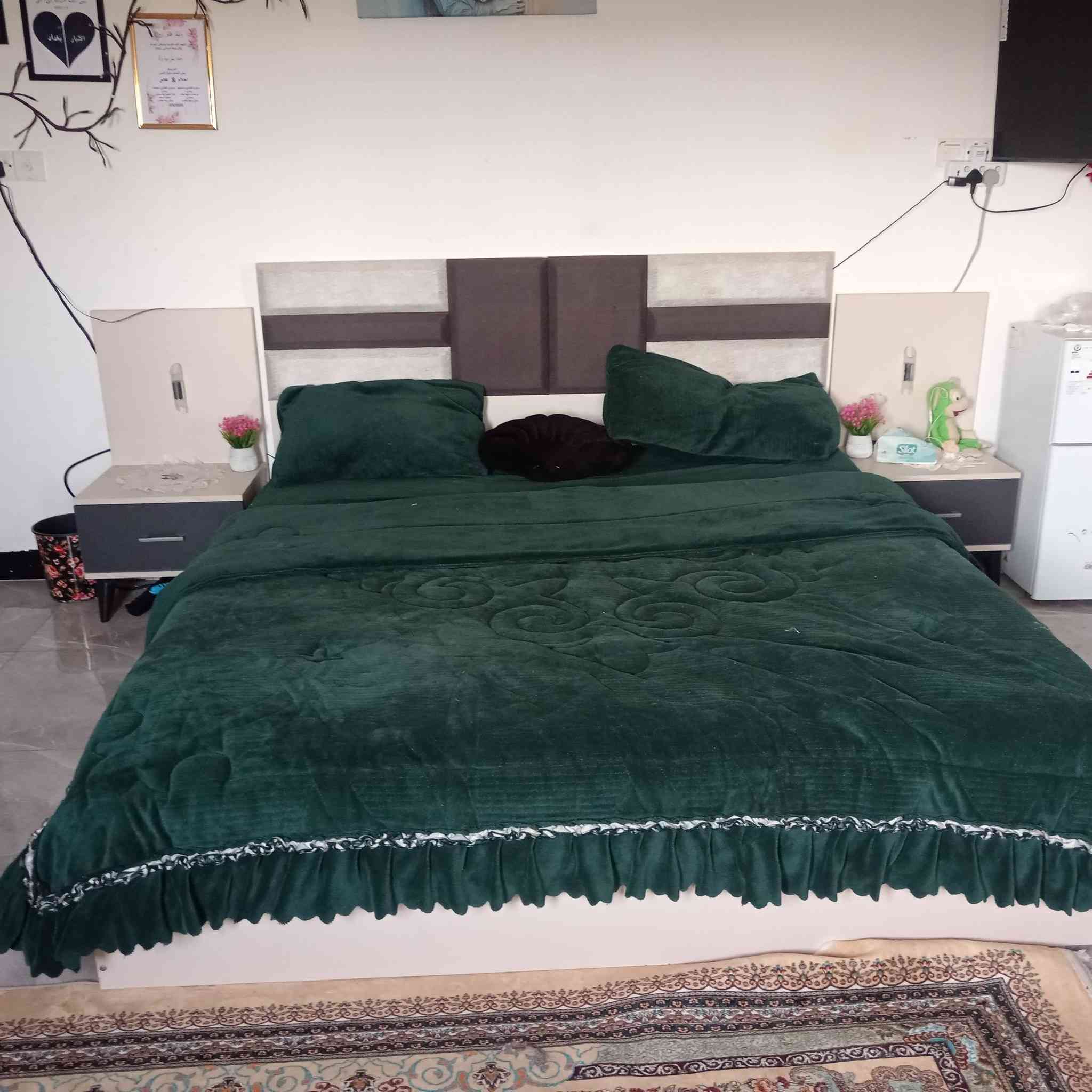 السلام عليكم
غرفة نوم تركية 5 قطع
سعرهة 450 ألف وبيهة مجال
***********
