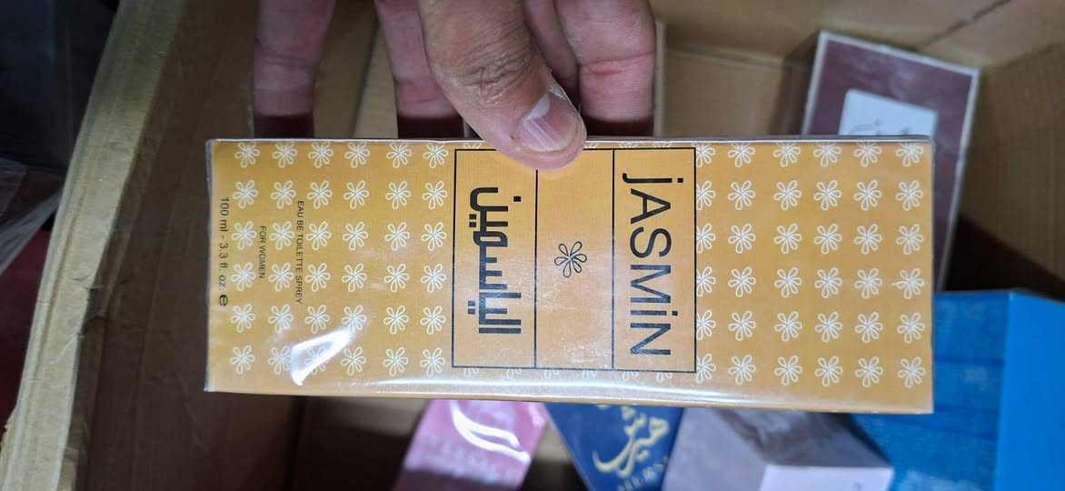 عطور القطعة  ب 5 الي يأخذ شلعه اله خصم متوفر توصيل لكافة محافظات للحجز مراسله الصفحة أو واتساب ***********
