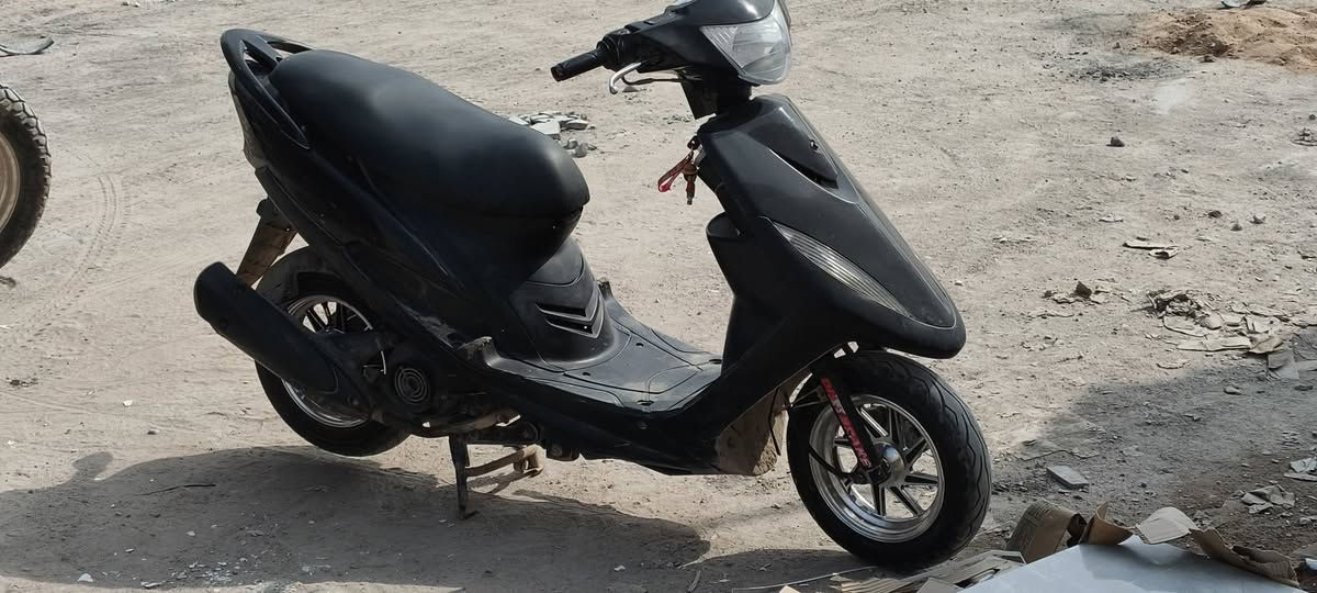 سلام عليكم دراجة ماكس عدلة برغي ما مفتوح بيها دراجة كلش نضيفه ومرتبة مال رنبه كلشي بلادي بيها السعر خاص رقم تلفوني
***********
