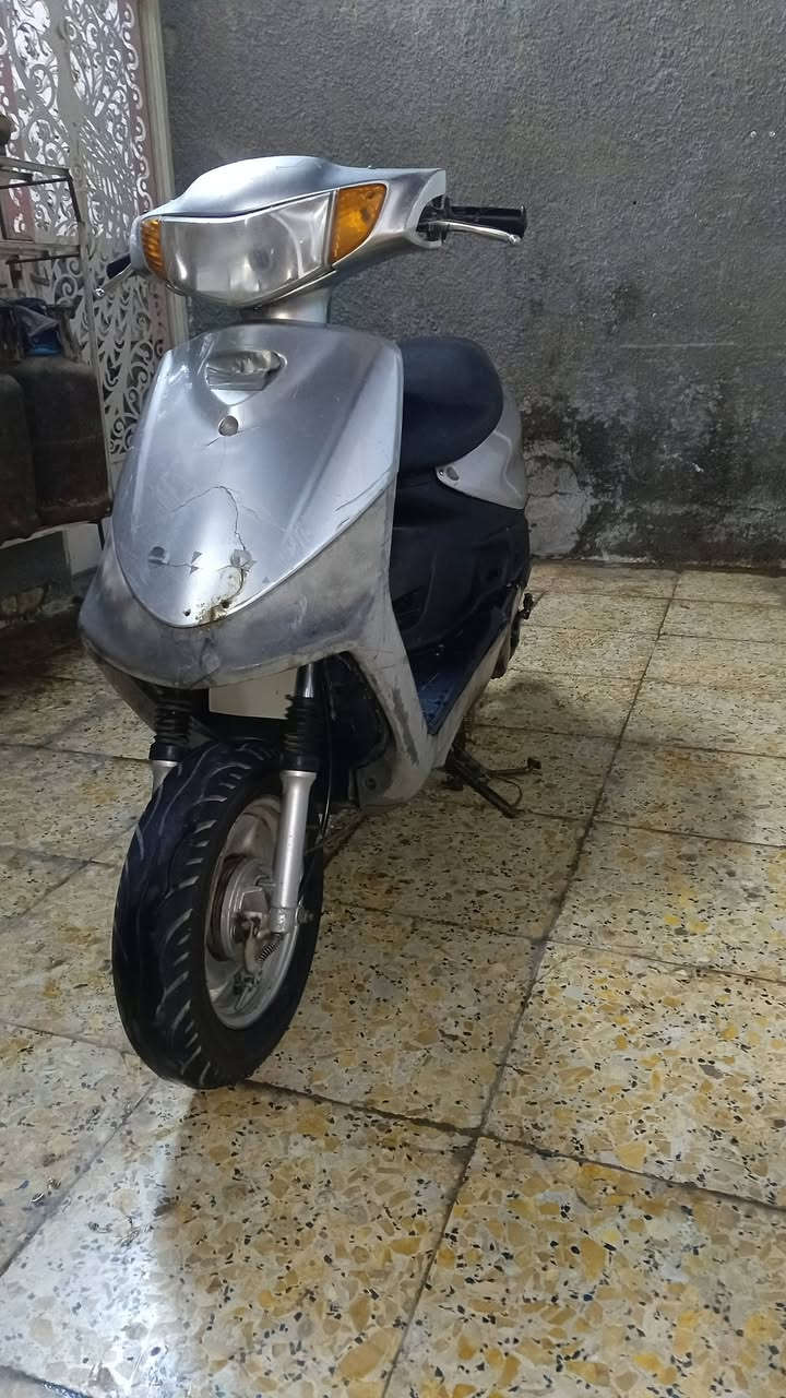 السلام عليكم دراجه ماكس قجمة 120دراجه نضيفه سلف هندر مكينة جديدة تايرات جدد خلفي أمامي ستان تعليك وصفح عوزهة باتري فقط مكاني بغداد
رئاسه العبيدي شارع 20 سعر 250بيهة مجال *********** رقم التلفون
