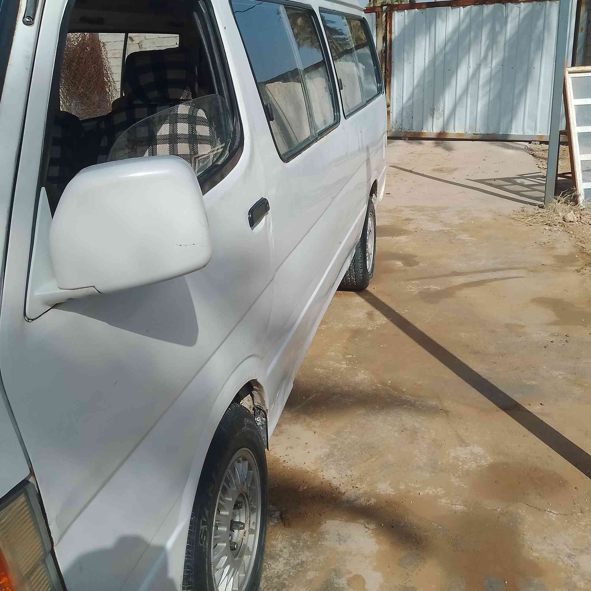 سلام عليكم كيه فتون للبيع مكينه وكير وكسن خير من الله رقمه بغداد انكليزي سنويه جديده لحد ٢٩  راعيه يريد تحويل مكان سياره ديوانيه  سعر ٤٧ وبيه مجال   رقم ‏‪***********‬‏
