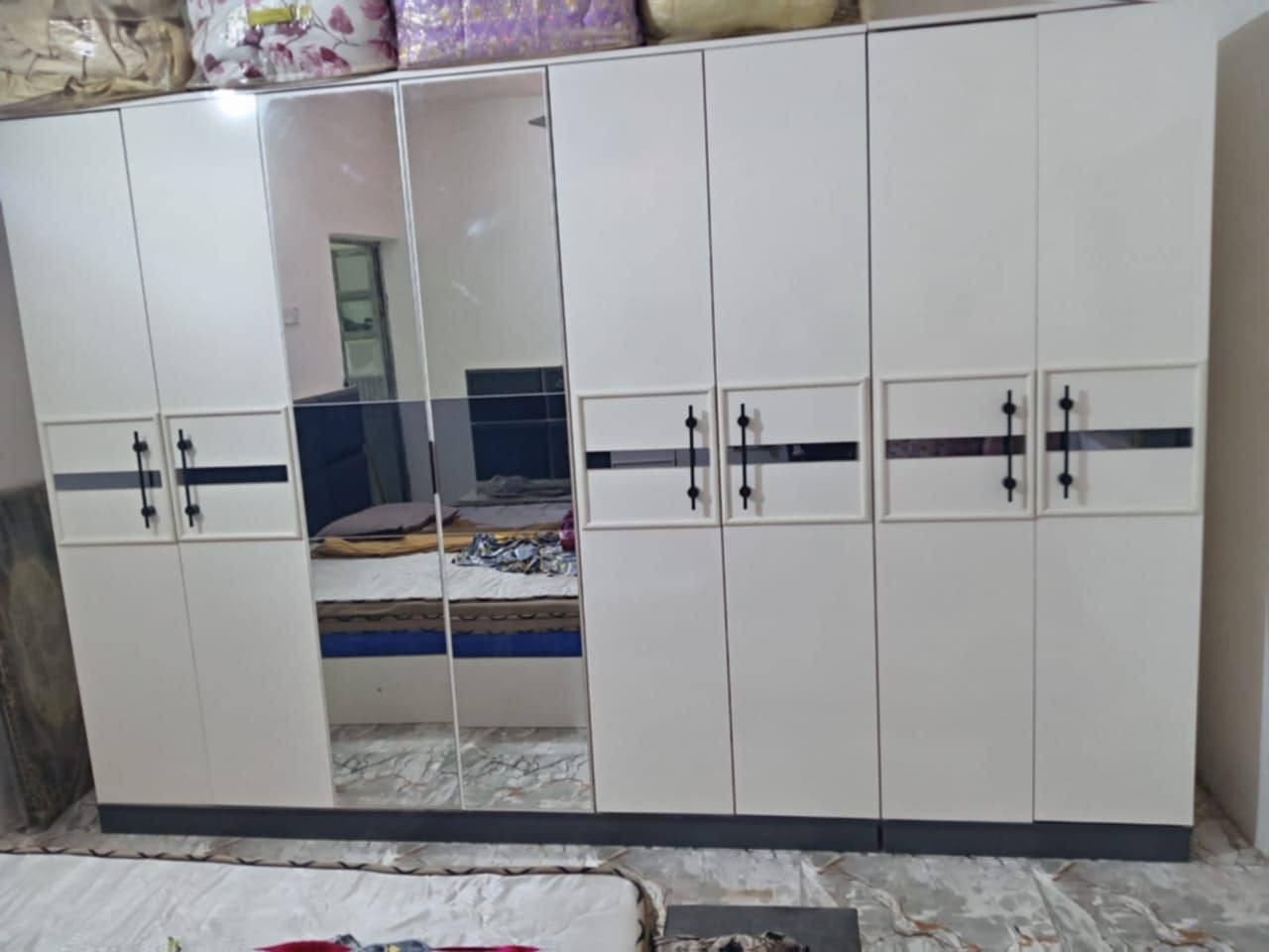 غرفة تركية 8 قطع ب400 قفل المكان بغداد الدورة لايوجد توصيل التواصل مع رقم حصرا ***********
