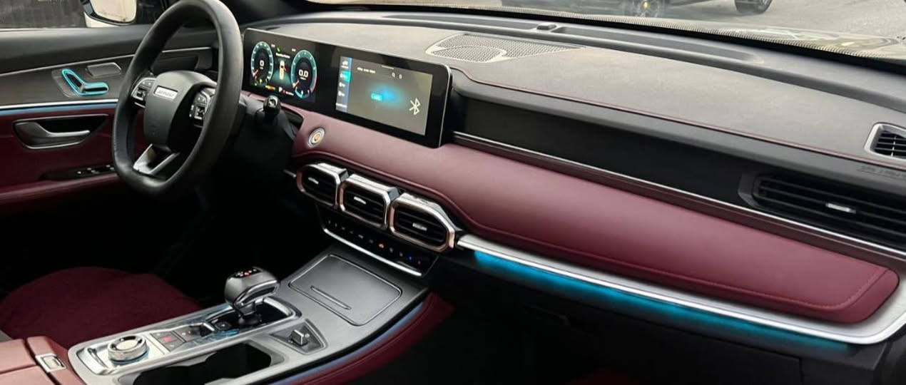 جيتور ايكس 70 بلاس ضمان هارلم رقم شمالي باسمي موديل 2024كل صيانتها بالشركة السيارة جاهزة وخير من الله مكانها تكريت سعرها 165 سبعة راكب 
***********
