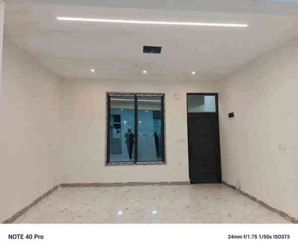 #دار للبيع او مراوسة :-- مساحة 94م--بيع مستعجل 
#موقع:--روناكي قريب من بنزينخانة شورجة 
#نوع عقار رقم
#بناء فول مواصفات
#نظام دكت مركزي
#فول سيراميك
#سقوف مغربي
________
محتويات 
#غرفة نوم+مطبخ+هول +استقبال +صحيات 
_________________
#سعر 48مليون بي مجال
__________________
للاستفسار اتصال عالرقم
 ***********
***********
