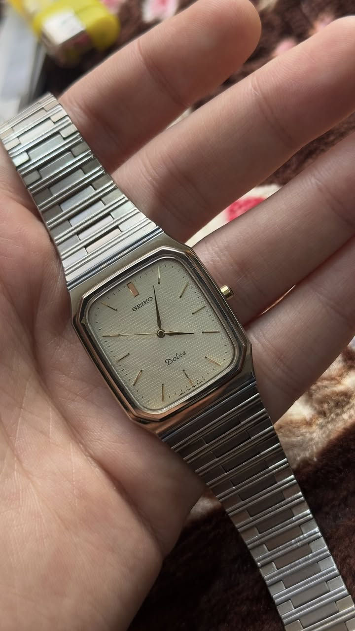 Seiko Dolce | سيكو دولجي 🔥
نظافة الساعة فوك ال٩٥٪؜
المينا نوادر زيرو 
السير يلبس ايد وسط وناعمة 
دكمة زفير 
المكينة الأصلية


**إذا كنت صاحب هذا الإعلان وتريد حذفه لأي سبب، رجاءا أرسل رسالة إلى الدعم الفني**