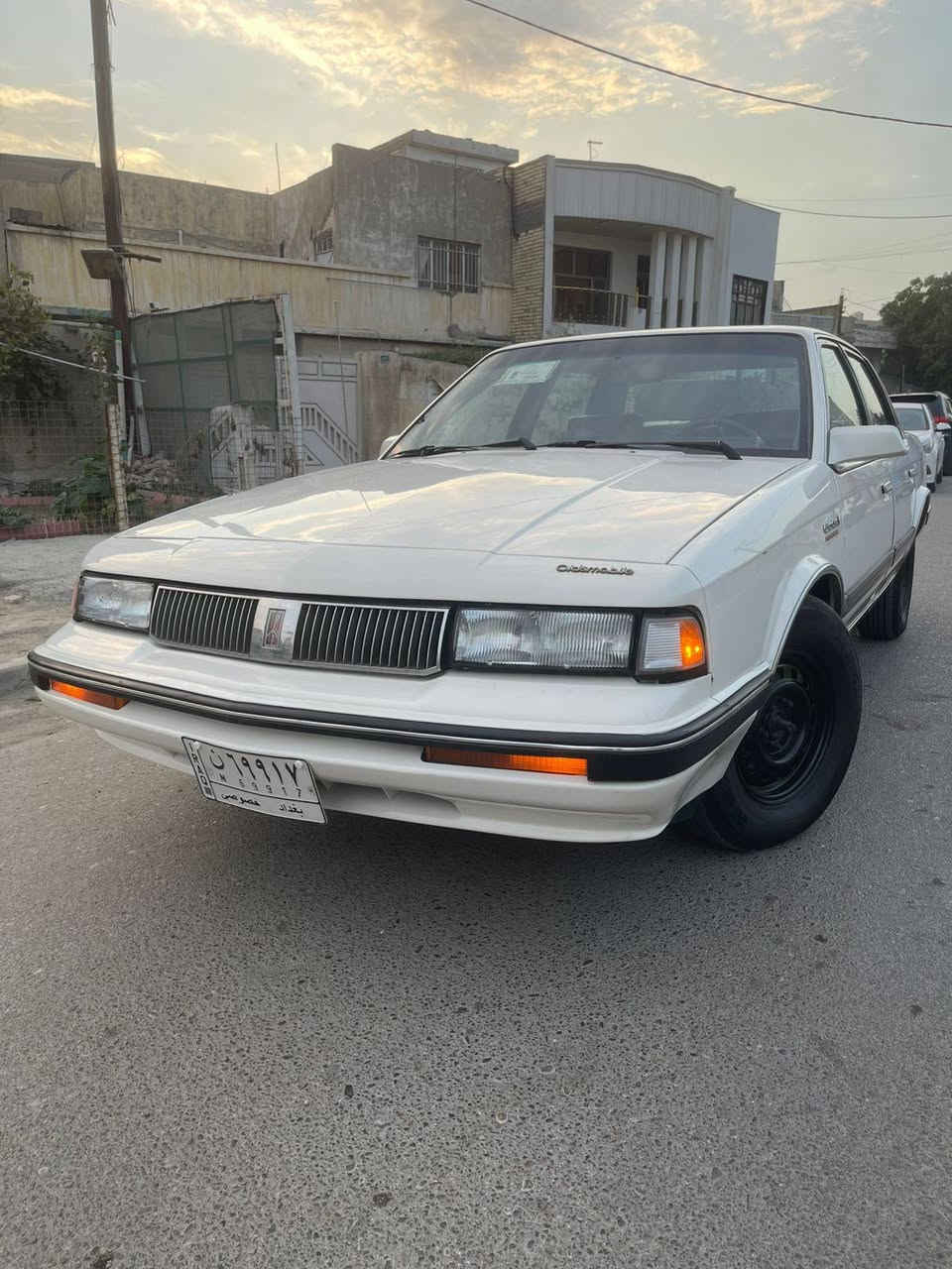 السلام عليكم
للبيع فقط اولدز موديل ١٩٩٠
سياره شوفة عينك نصبتها وداخلها جديد
بيها صبغ قماره وبنيد اثر جراد
وبيها صبغ بلجاملغ الامامي شبر وبل جاملغ الخلفي شبر
باقي السياره مكفوله ميكانيكها جاهز
تبريدها بي ليك تدفئه شغاله
تحويل مباشر
كتبت كل التفاصيل والصور كدامك
مكانها الكراده السعر ٦٦ وبيها مجال قليل
جماعة الي كسرون بحلال العالم الي ماتعجبه خل يعبر المنشور
واسف عل اطاله
رقم صاحب السياره *********** محمد
