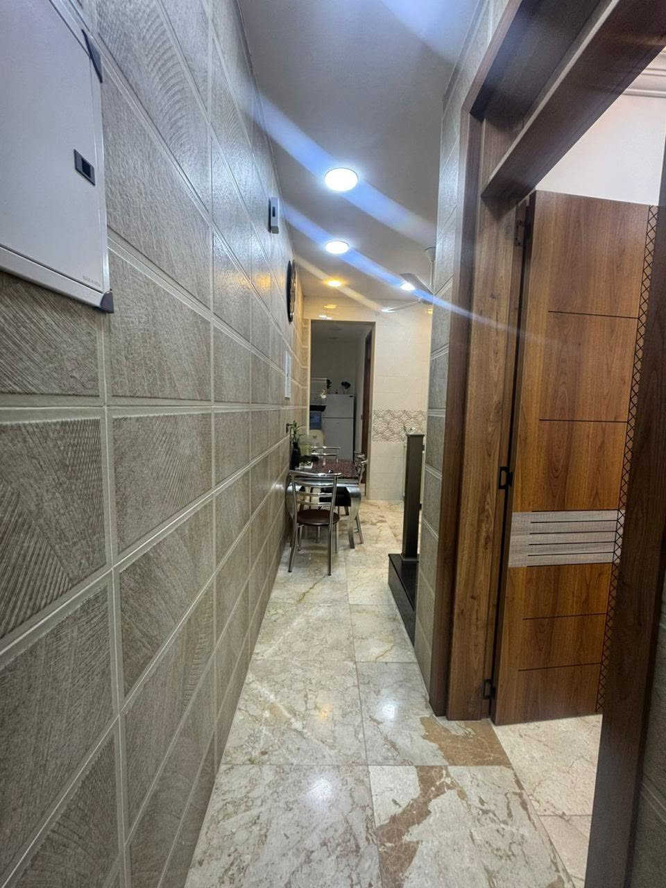 بيت للبيع حي تونس زاعي سند ٢٥ مجاور طابو لصناعه 
لمساحه ٧٠ متر يحتوي ع ٣ غرف نوم غرفه واحد ماستر 
كامل خدمات مي كهرباء مجاري 
للتراصل ***********
