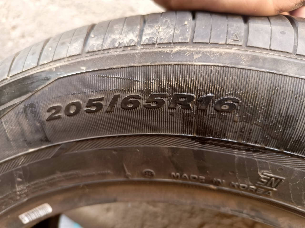 تايرات البيع 
***********
