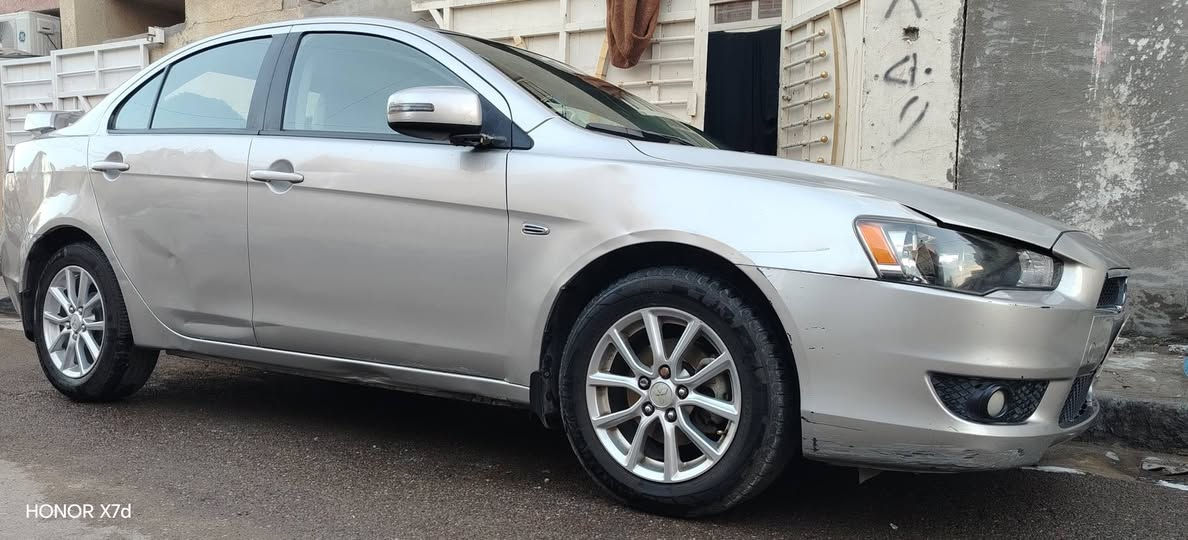 للـبيع.. قرش 2016
محرك 1600
فتحه.. اشاير مري...  ويل كب..  شاشه + كامره
سنويه با اسمي...  رقم بغداد. مبدل جنطه بيه..
رقمي واتساب.. ***********
عنواني بغداد... البياع...  السعر 105
