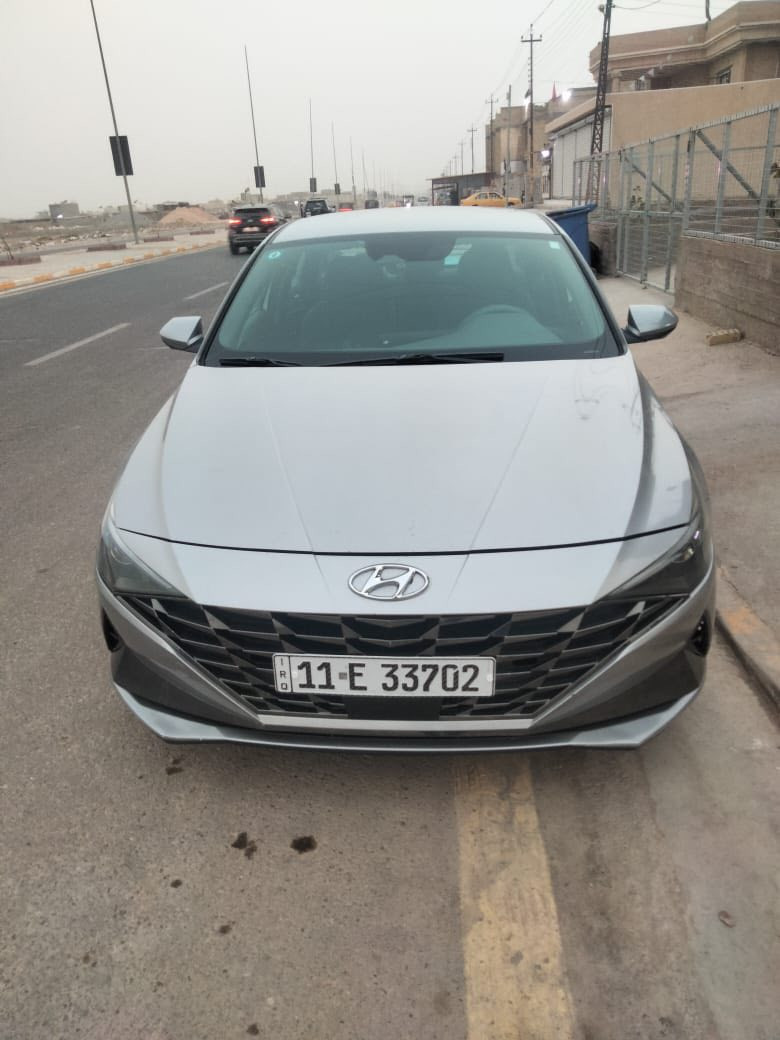 سلام عليكم النترا موديل 2022 رقم بغداد مكينه 2000 دوش حادثه بنيد وجاملغ بدون لغد وشاصي وصور الحادث مرفقه ب المنشور ايرباك دركه فقط ماشيه 90الف 
مواصفاته 
بصمه 
شاشه دجتل 
هاند بريك دكمه 
كشنات تدفئه 
انضمه قياده 
وبقيت المواصفات المعروفه 
السعر 155 
رقم الهاتف ***********
