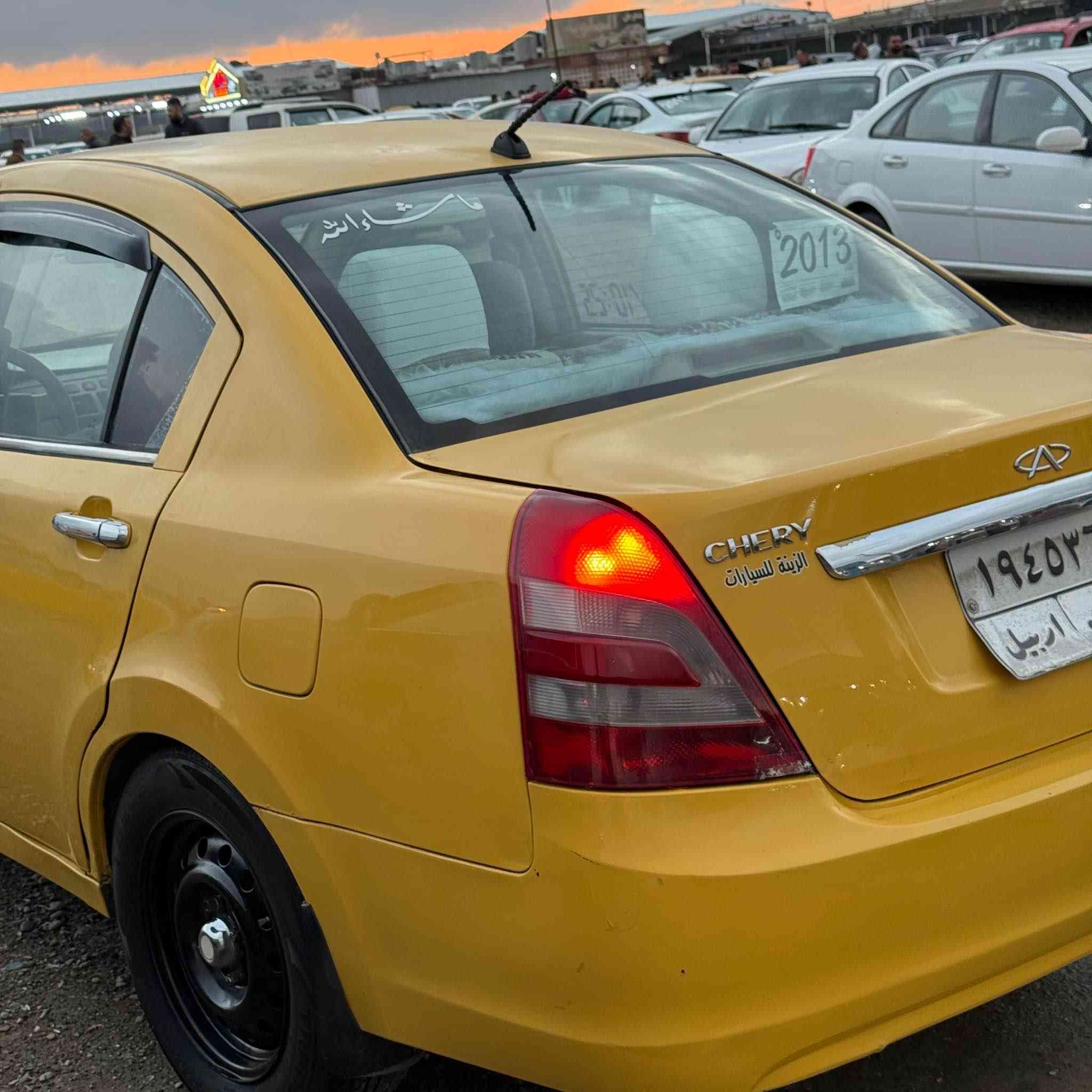 سلام عليكم اخوان شيري A5 سيارة گير محرك تبريد تدفئة كهربائي كلها بالشرط بيها جامرلغ واحد مضروب خلفي فقط سيارة حيل حلوه او ناعمه رقم أربيل سنوية منتهية شرط تحويل وكاله دفتر بانزين كامل صدر تايرات حلوه بطارية جديده سيارة سعرها مناسب جدآ 45$ وبيها مجال بسيط للطيبين للبيع او المراوس حسب القناعة اي استفسار خاص او اتصال *********** كركوك, العراق
