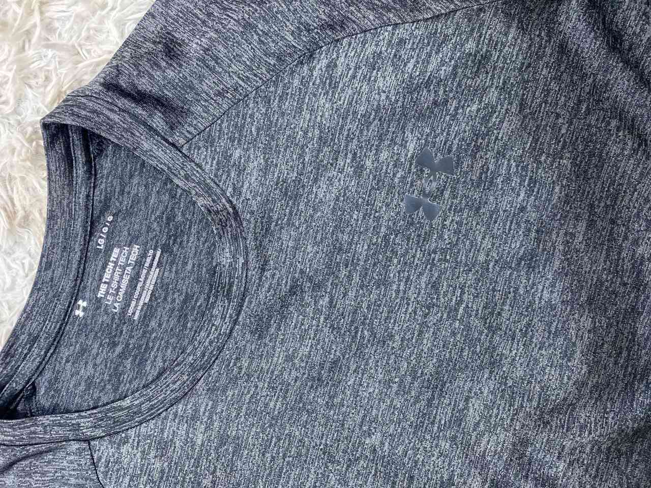 تشيرت اندر 
قياس لارج 
سعر 15 الف 
توصيل لجميع المحافظات 3 الف


**إذا كنت صاحب هذا الإعلان وتريد حذفه لأي سبب، رجاءا أرسل رسالة إلى الدعم الفني**