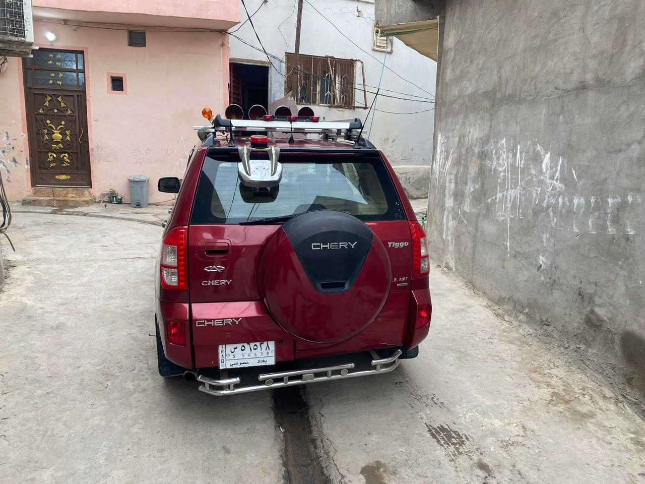 السلام عليكم شيري تيكو ٢٠١٣ السياره نضيفه كلش محرك محور تحوير مضبوط كورلا السياره كلش حلوه ومتعوي عليها مال جاي صارلها ٥ سنوات على ايد وحده عليها كومه كماليات واضائات السياره كلشي مناقصها كير مكينه تبريد تدفئه كهرباىيات  كله شغال بشرط عارضها ب ٦٨ وبيها مجال كلش بسيط مكانها ديالى جلولاء وباسمي السياره تحويل ثاني يوم 
متواجد رقم وانترنيت 
*********** خناقين, ديالى
