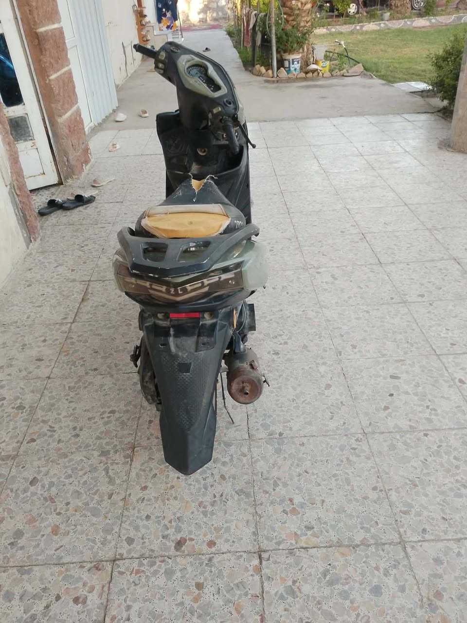 دراجه سكنس مكينه مال ماكس عدله
كهربائيات كله شغاله 

دراجه طالع بيه وطفت وحده 

ابيع هلموجود  
مكينه بيه وكم وبلاديه
السعر 120وبيه مجال 
مكاني حله ابو غرق 
***********
