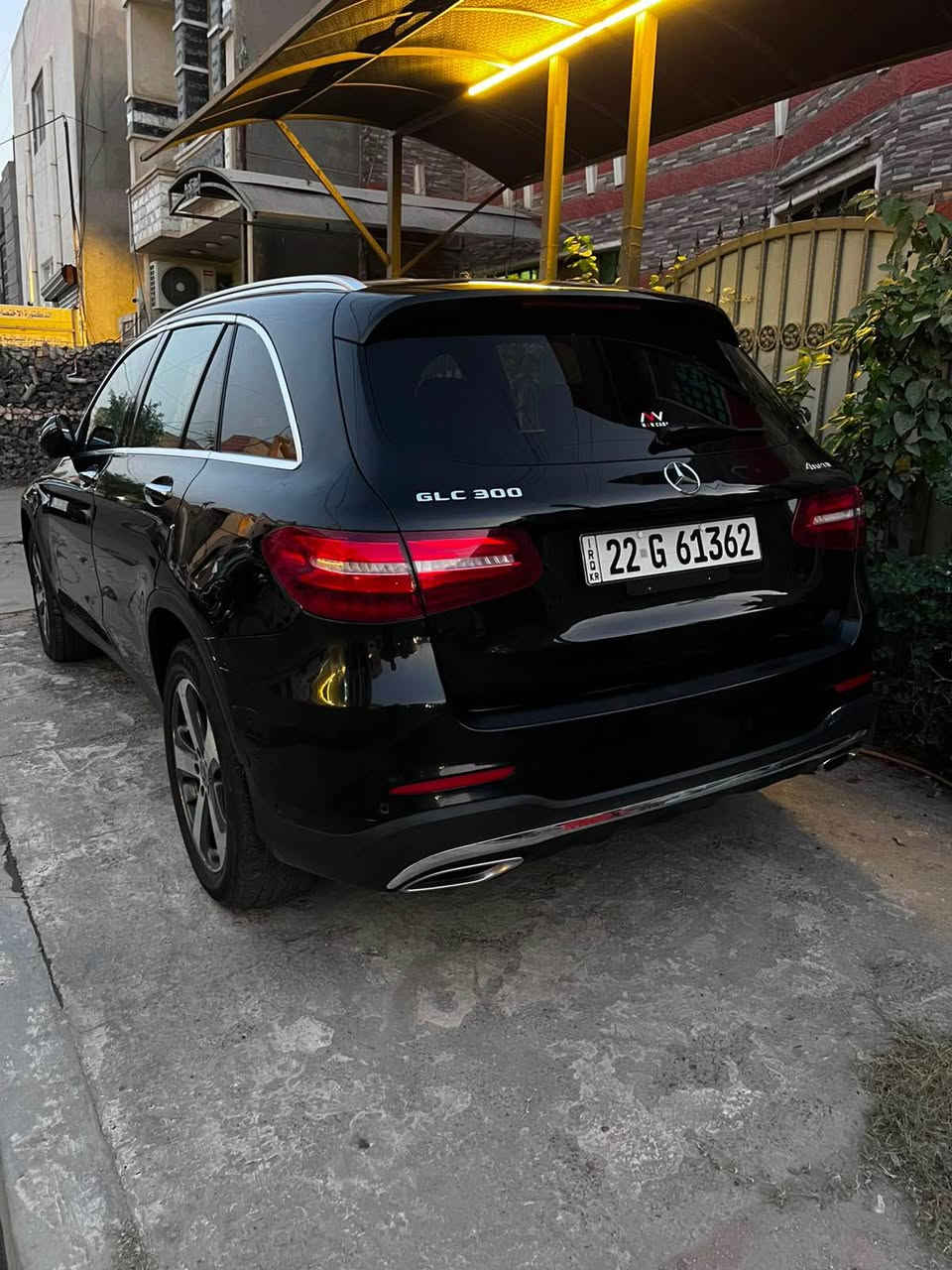 السلام عليكم مارسيدسGlc 300 2019 4Matic

فول مواصفات  معروف الفورماتك 
بنورامه بصمه اربع ابواب ترحيب.
 جنطة كهرباء ذكيه.
 لايتات  امامية  MULTIBEAM LED. 
بكلايت LED.
 داخل جلد.
 كشنات الامامية كهرباء مع تدفئة للكشنات. 
شاشة كبيرة مع دبل ماوس تحكم ستيرن. 
 مثبت سرعة. ستيرن كهرباء.
 رادار جانبي نقطة عمياء. توقف ذاتي. ركن ذاتي. 
 حساسات امامي خلفي. اربع كامرات 360.
 انارة داخلية محيطية.
 كير اوتو 9سرعات. السيارة خير من الله. 
ممشاها 98 كيلو قابل للزيادة. 
مكينتها 2.0T.
 ضررها قبق الجنطة مبدل نفس الون اصلي بدون صبغ السيارة. 
السعر.  220$ قابل للتفاوض 
للاستفسار.  (***********)
العنوان. بغداد السيدية بغداد, العراق
