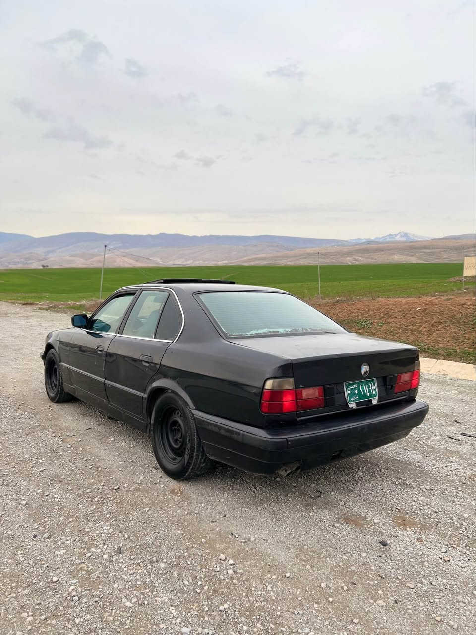 Bmw
تیبینی سیاریەکە ئیمن نیە تیلی خاوەنی بکە 
مۆدیلی ١٩٩٠ 
٥٢٠ گیر عادی 
لیت ئەلقە سلایت جام کارەبای بی بۆیاخ تنیا جاملاخیکی بۆیاخە لەسەر ساخە بی ژوری دحمو لیدراو براوە بەشەرت واجیهەو وەکالە بەشەرت ساحیب وەکالەی مەجودە سبینی بیخەرە سەر ناوی خۆت باکانەو هەزیە سحر ٢٨ تۆزیک محامەلە 
*********** أربيل, العراق
