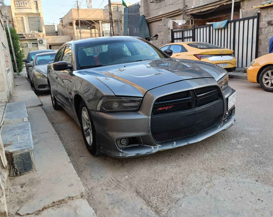 للبيع فقط السعر 105 ورقه 
للاتصال *********** مجال جدا بسيط
چارجر موديل 2011 رقم بغداد تحويل مباشر 
شادلها منضومة غاز للمحرك
محرك 6سلندر 3600 كير اوتو محرك وكير نظاف 
التبريد شغال 
بصمه شاشه صغيره .ماشيه 215 كيلو
صدرها وسط تاير نظيف
مكفوله شواصي لغود تكم قماره 
وارد امريكي حادثها قبق جنطه وجاملغ خلفي 
السياره مصبوغه احزام صورة السونار موجوده ويا الصور
المكان بغداد الزعفرانية بغداد, العراق
