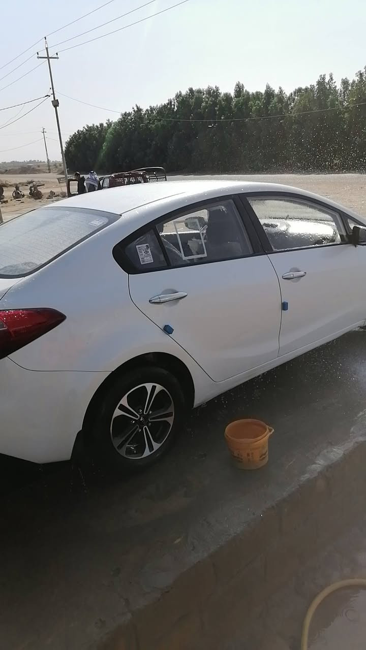 السلام ۈعـْليگمٌ-ٱلسّلٱمّ:ﯙرحـّمَة ٱللـّہ ۈبٌرگـّاتہ سيراتو للبيع موديل 15 ستخدام شخصي السياره خير من الله مكينه كير  بسمي رقم انكليزي هزه ماصاقطه ملاحظه بيها رشات صبق خفيفات السعر 120 وبيها مجال مكاني ناصريه الستفسار ع الرقم ***********
