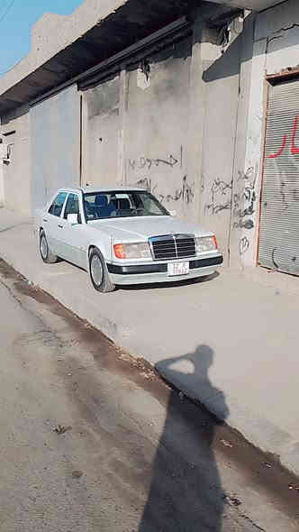 اسلام عليكم مارسيدس دب للبيع حجم 230 محوره بطة 3000 تبريد شغال طخم تأير جديد محرك لا نفخ ولا صرف السيارة حيل حلوة مكان السيارة موصل السعر اتصل عل الرقم. ***********
