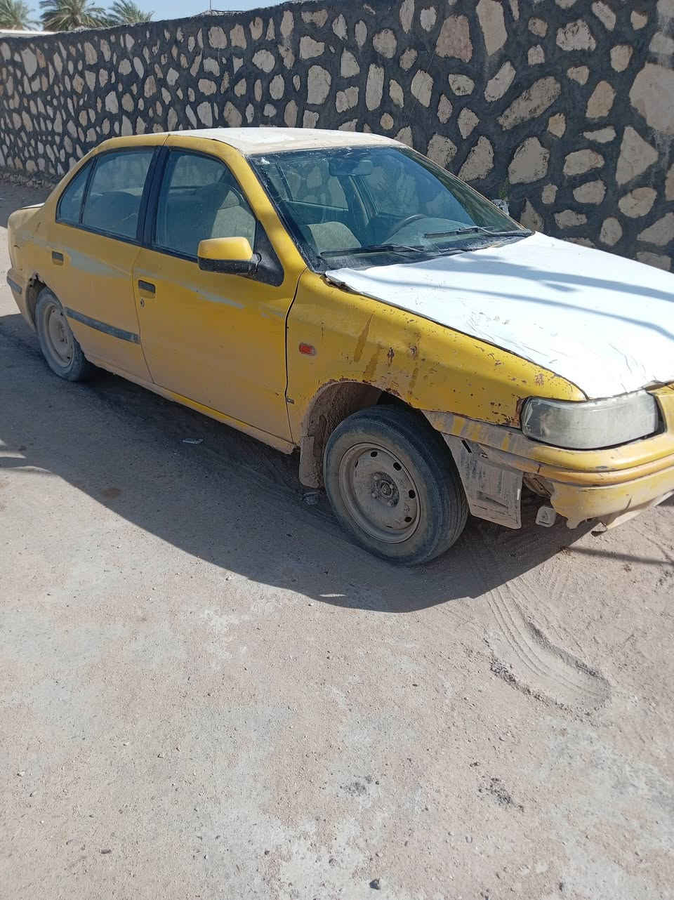 سمند لبيع كوم حديد السياره شغاله مابيه شي بس نواقص عايزه ١١وبيه مجال مكاني حله اتصل عل الرقم *********** وتدلل
