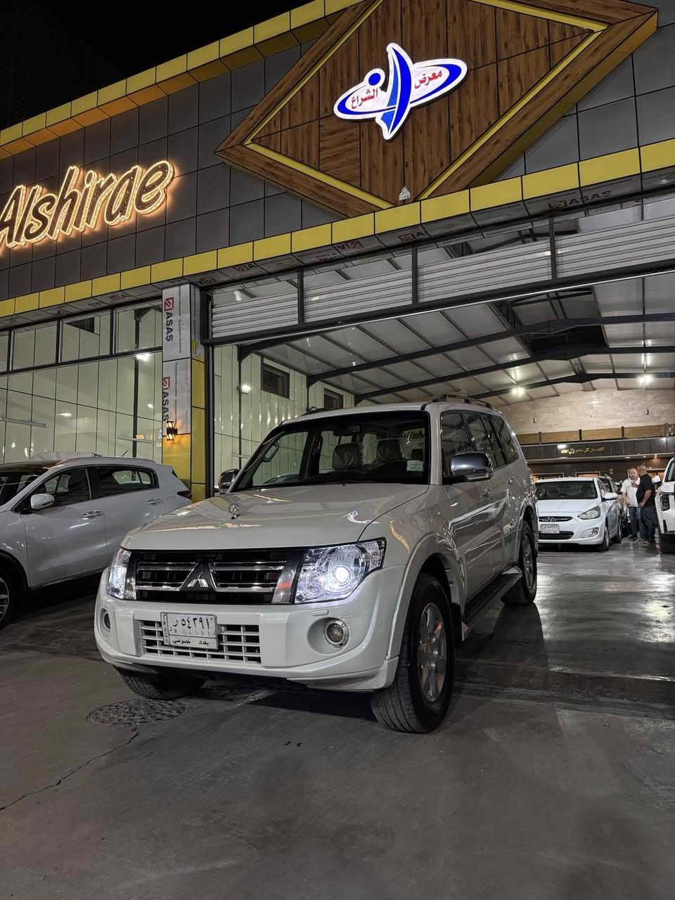 سلام عليكم
باجيرو حبتور 14 موديل  واحد على واحد  مكفولة من صبغ والتبديل محرك 3500 6 سلندر
ماشيه 90 الف. سيارة جديدة  او جاهزة 
مكان السيارة معارض البياع 
السعر 170بيه مجال
***********
