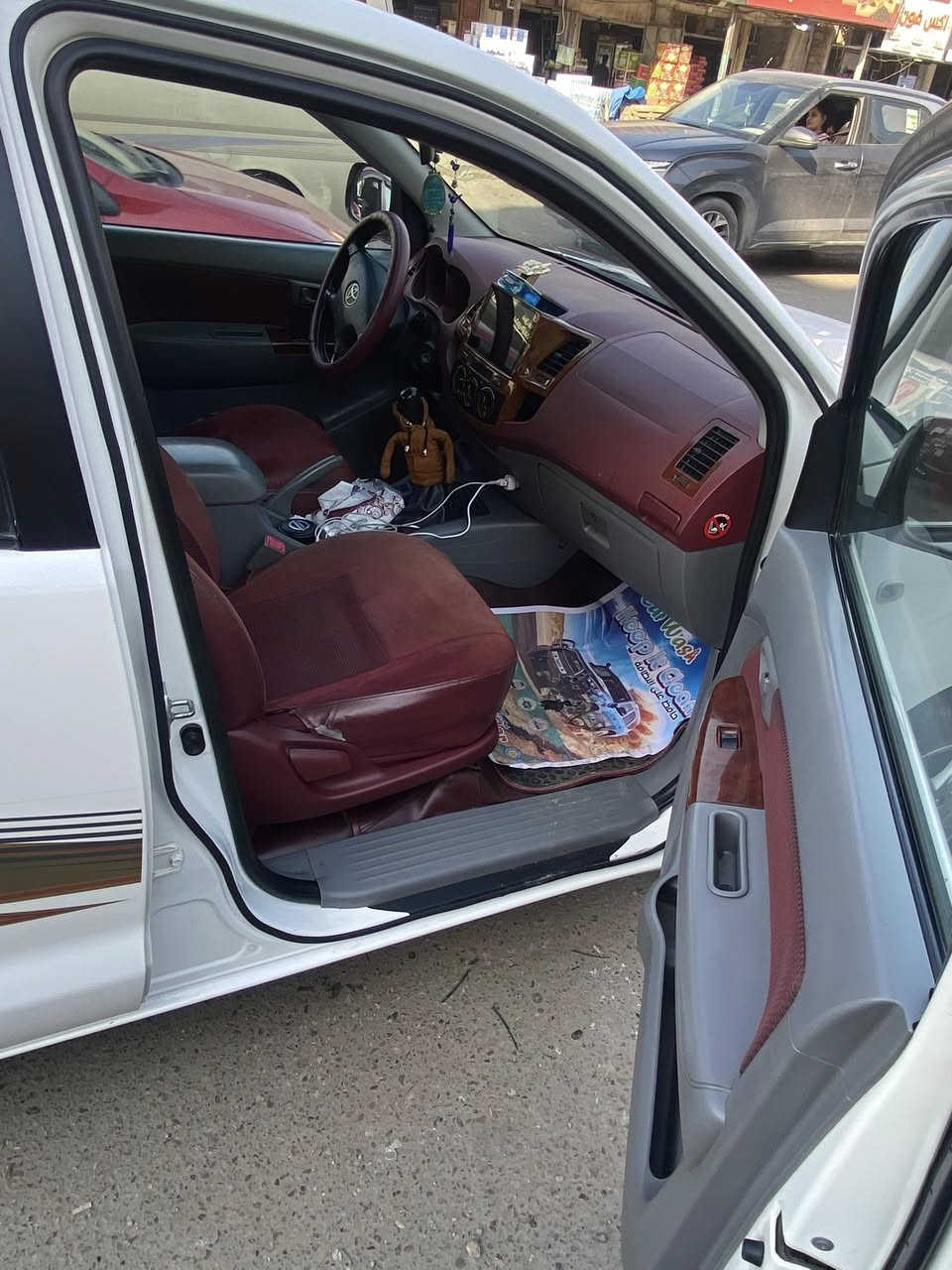 بيكم هيلوكس ٢٠١١
سياره مكفوله من اي عيب رقم واسط 
كير عادي تحم تاير كير ومكينه مكفوله لاتنقيص ولاتبخير تخم تاير فقط جاملع الايمن بارد سياره ع بلاد مال بيت 
عنوان السياره بغداد 
رقم صاحب السياره ***********
